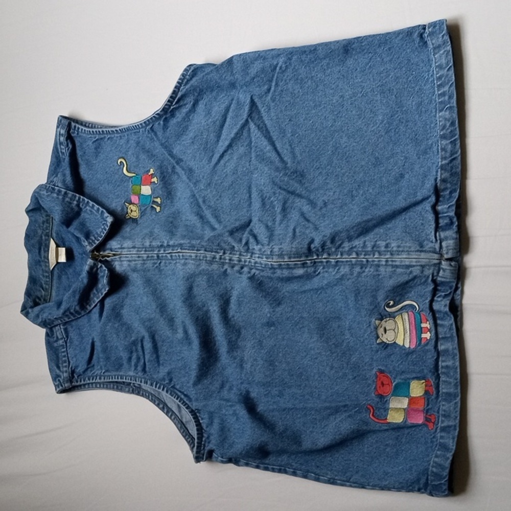 Christopher & Banks vintage Y2K cat embroidered top